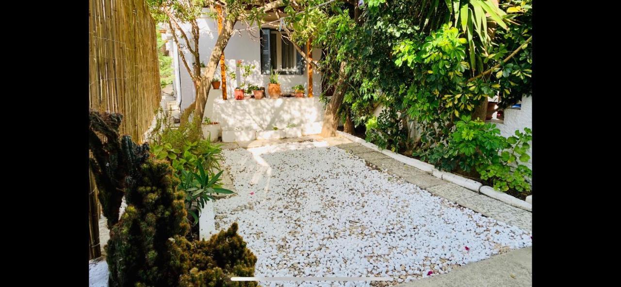 Semiramis Guesthouse Adamantas  Luaran gambar
