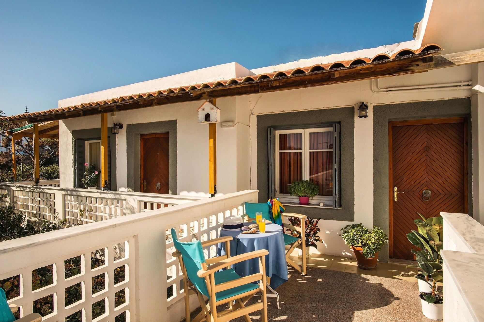 Semiramis Guesthouse Adamantas  Luaran gambar