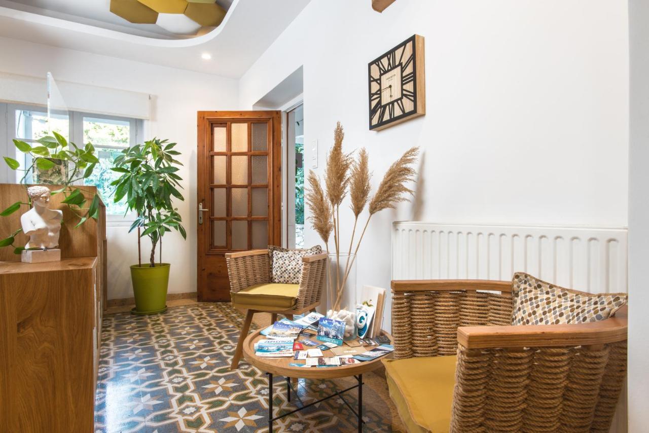 Semiramis Guesthouse Adamantas  Luaran gambar