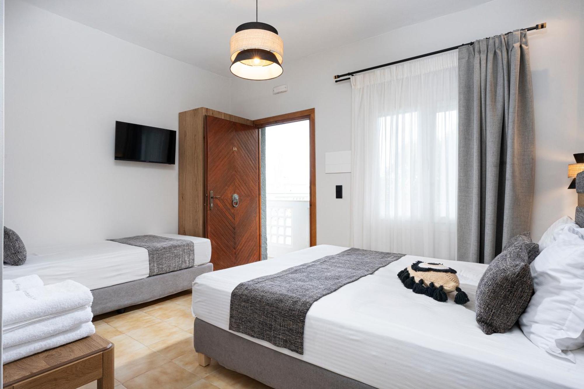 Semiramis Guesthouse Adamantas  Luaran gambar