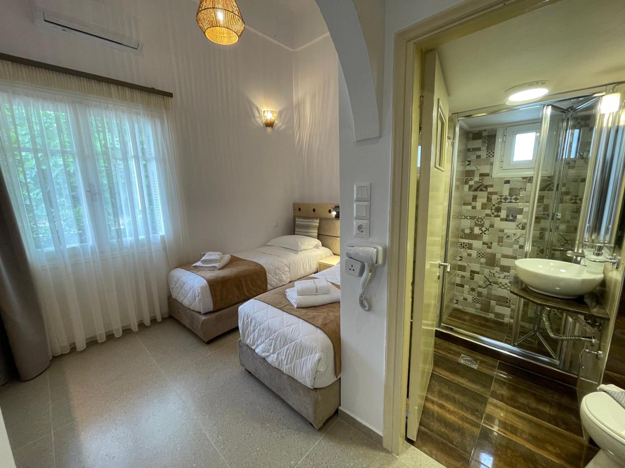 Semiramis Guesthouse Adamantas  Luaran gambar