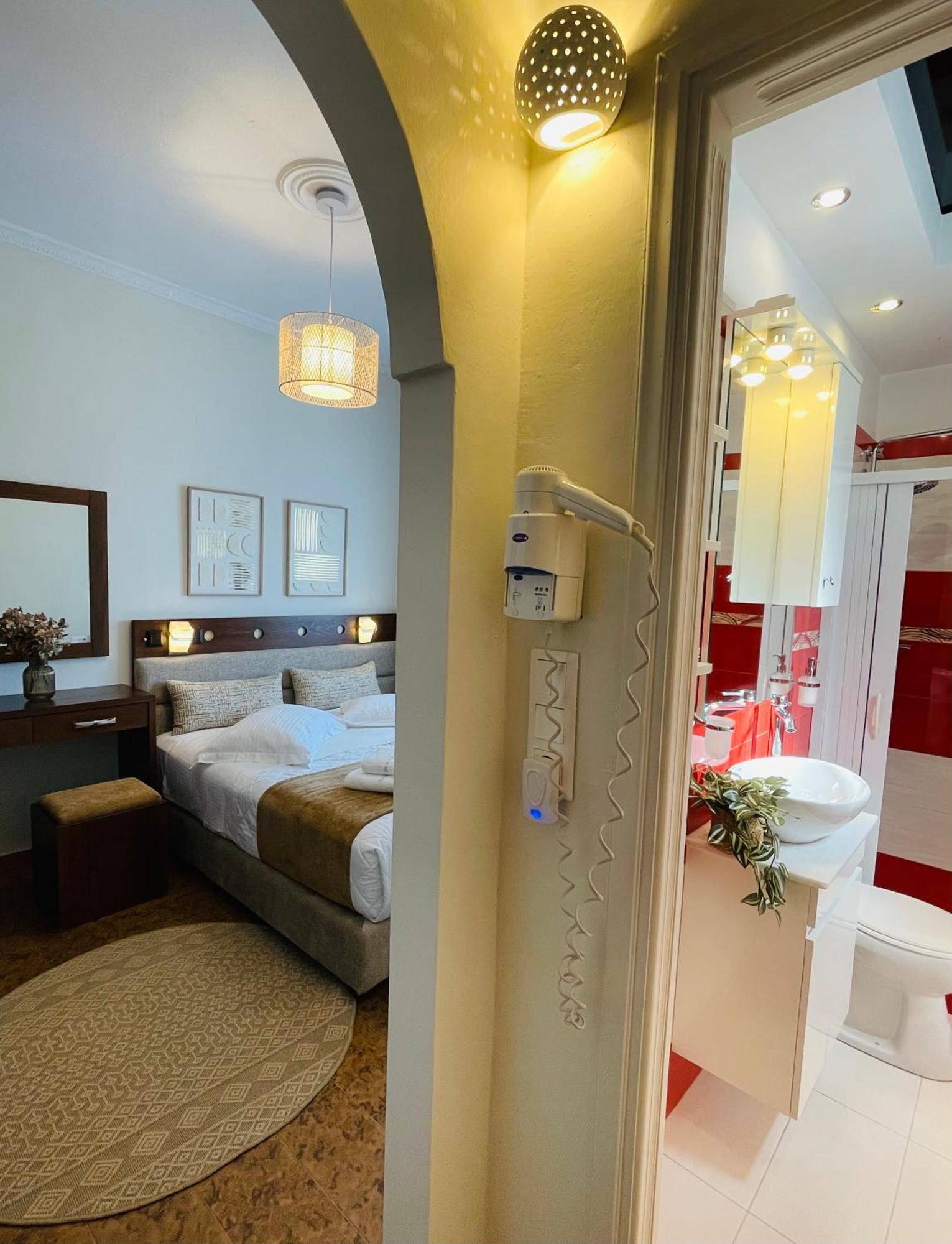 Semiramis Guesthouse Adamantas  Luaran gambar